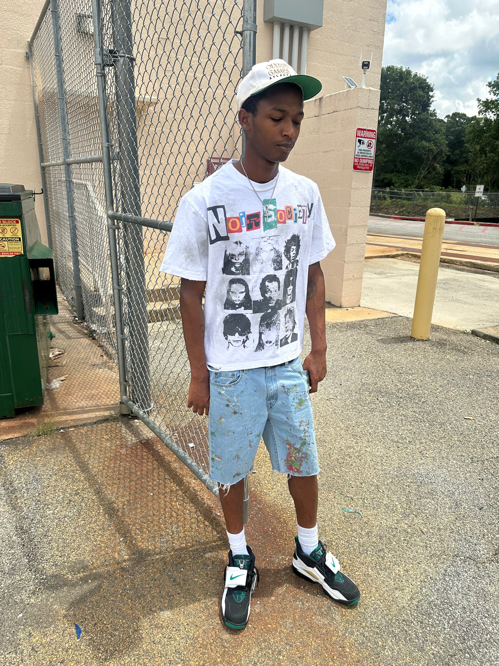 Noir icon shirt